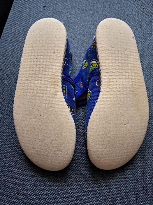 Капці дитячі тапочки