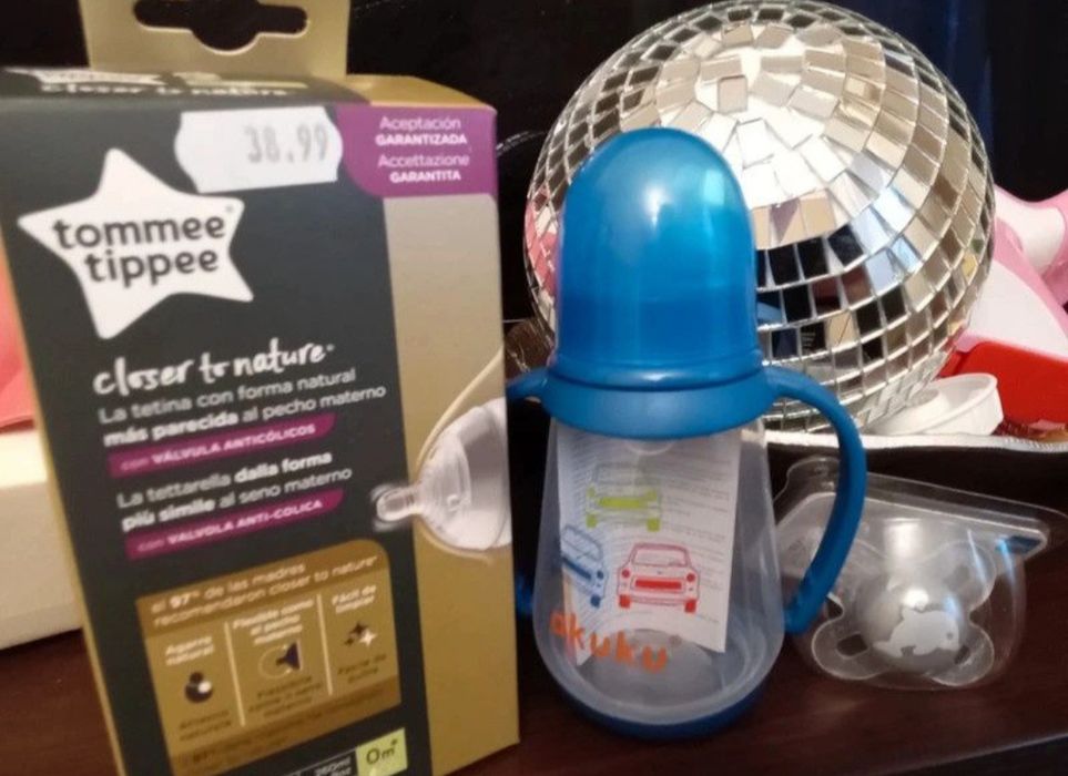 Tommee tippee butelka do karmienia+butelka niekapek+smoczek+gratis