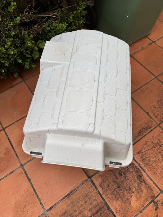 Casota para cão de porte pequeno/médio
