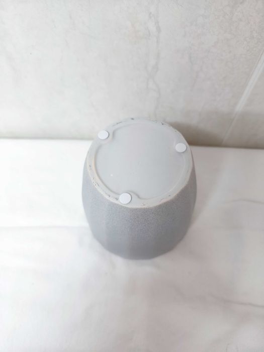 Vaso cinzento como novo