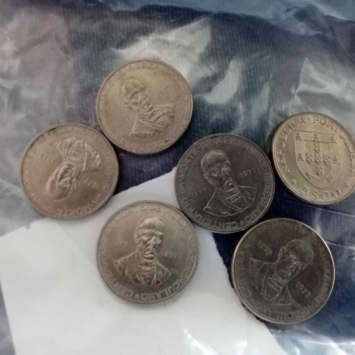 Moedas nacionais