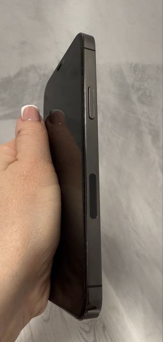 Продаю телефон 12 pro на 128 Gb.