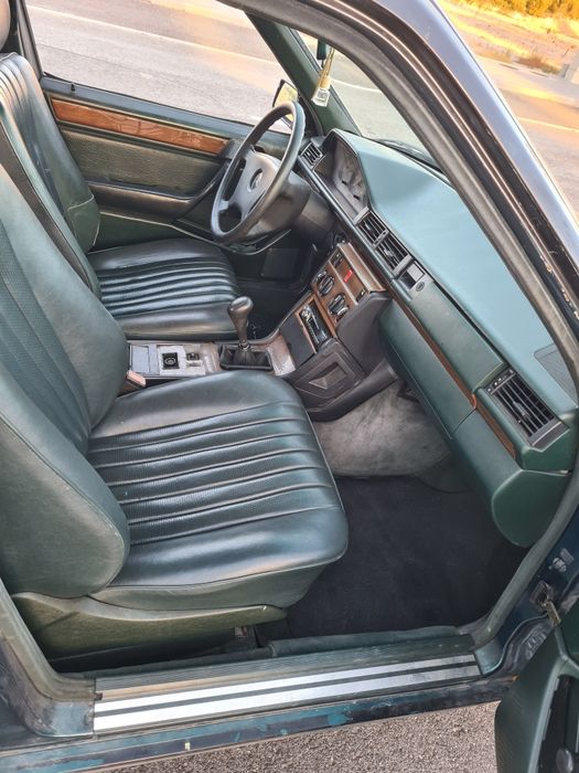 Mercedes-benz w124 200d