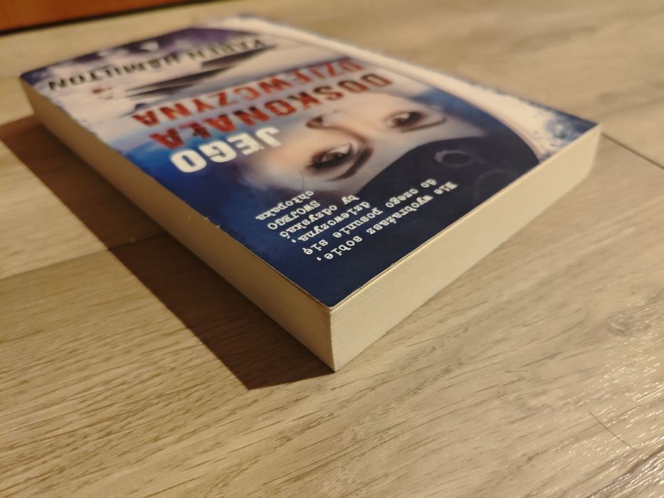 Jego doskonała dziewczyna - Karen Hamilton
