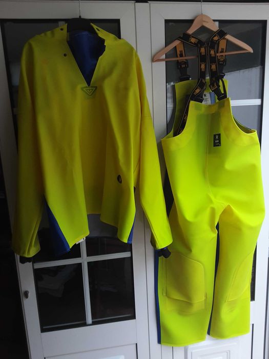 Fato Pesca Prós Tam 54L Novo - 100€
