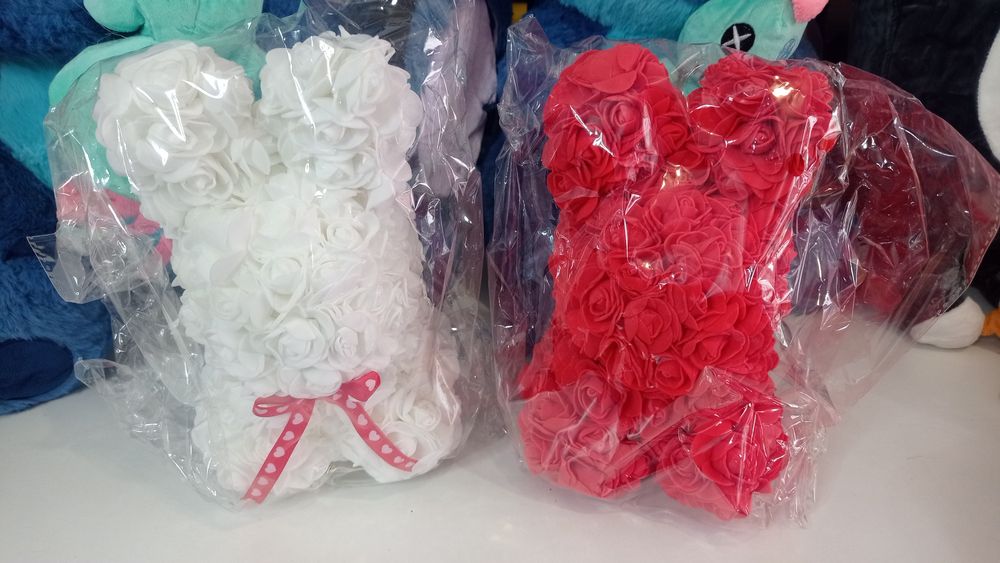 Ідеальний подарунок до Дня закоханих – з 3D троянд сердечко, зайчик.