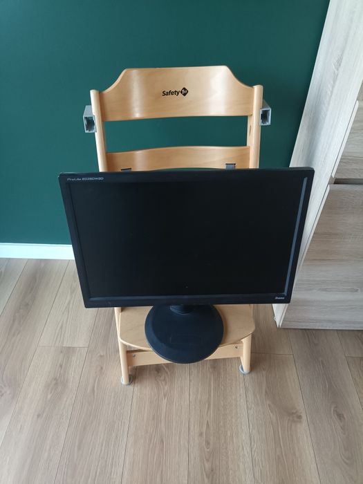 Monitor IIYAMA 22 cale