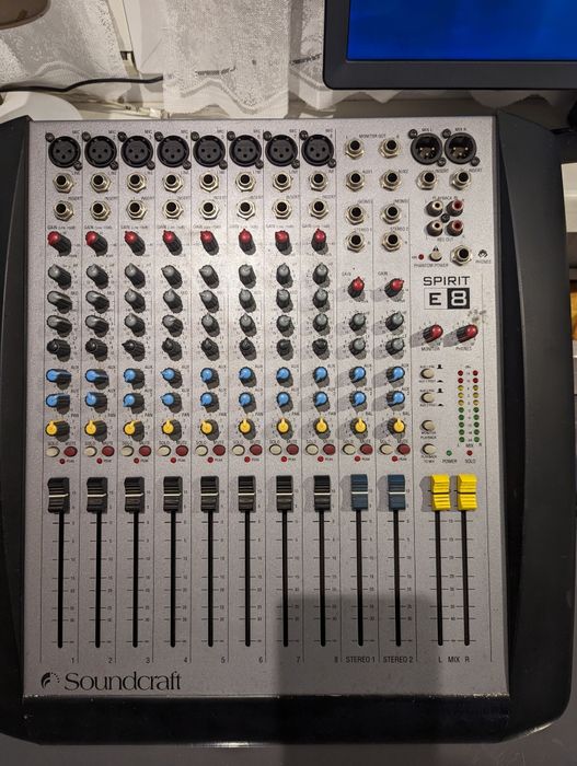 Микшер Sounbcraft