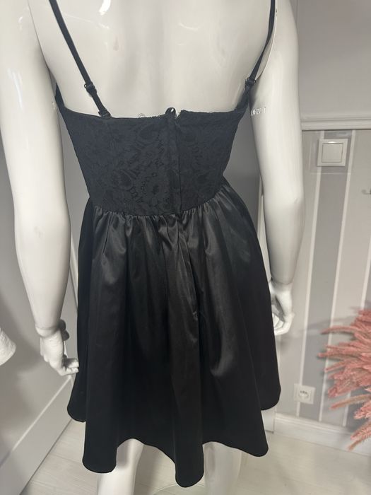 Sukienka czarna mala czarna S