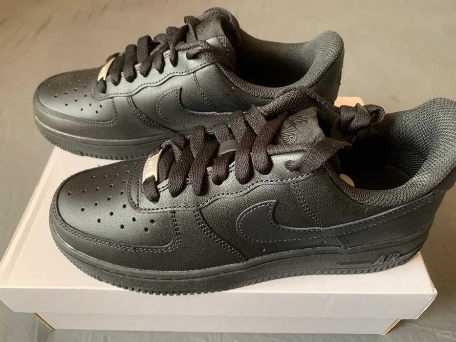 nk Air Force 1 Low Czarny 38,5