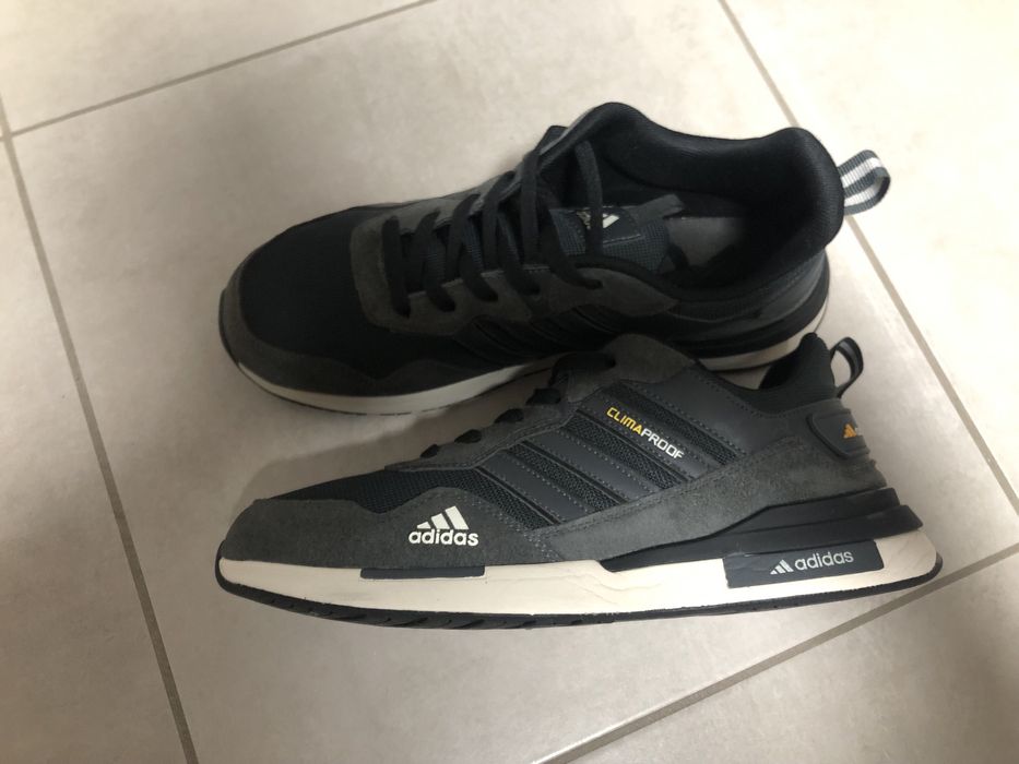 Чоловічі кросівки Adidas 44розмір