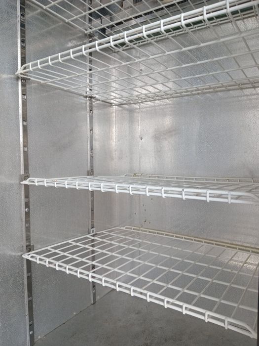 Холодильний шкаф