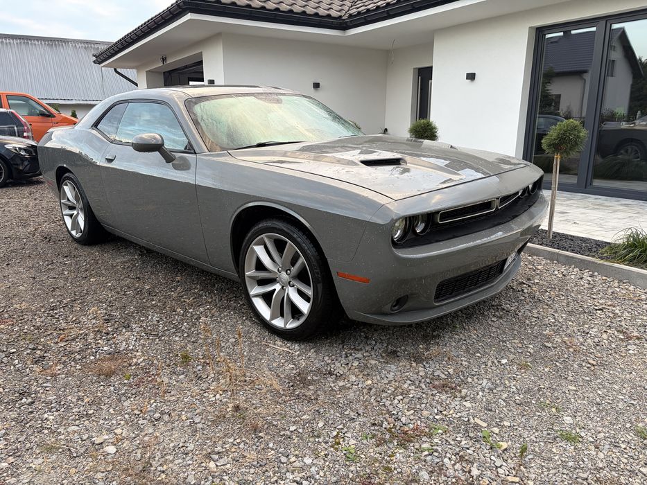 Dodge Challenger