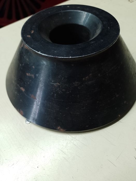 Продам конус для балансировочного станка