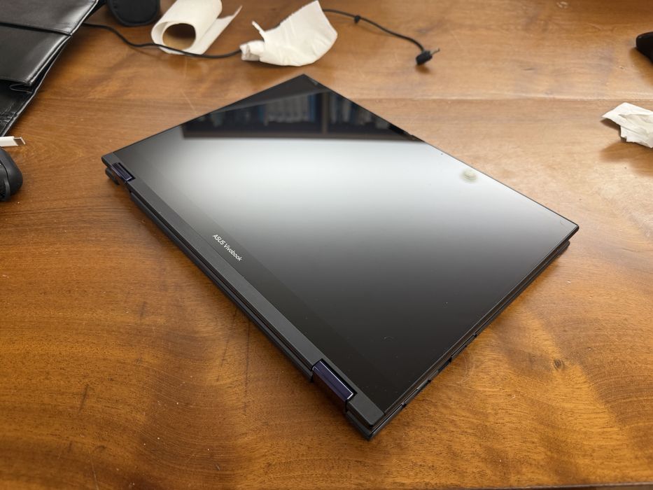 Portátil ASUS VB Flip TN3402YA RT (14" - AMD Ryzen 7 7730U - RAM: 16 GB - 512 GB SSD PCle - AMD Radeon Graphics)