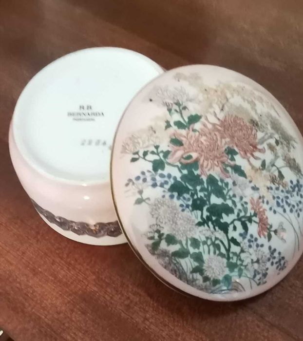 Caixa redonda decorativa