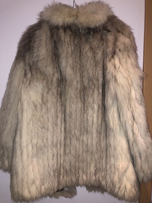 Futro białe długie mięciutkie kołnierz