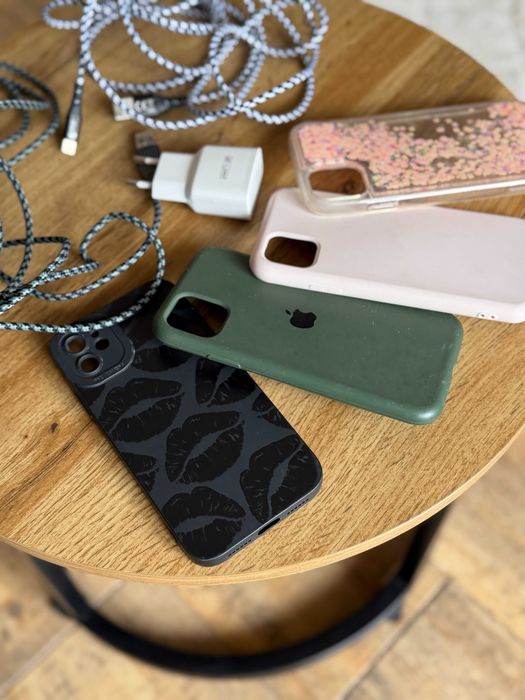 iPhone 11 - zestaw akcesoriów