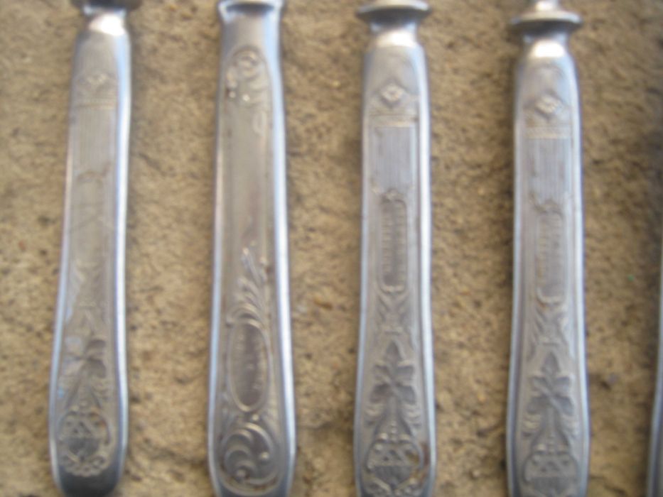 вилки им кірова і нож