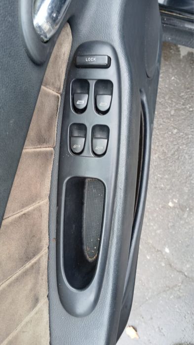 Comando de vidros Alfa Romeu 156