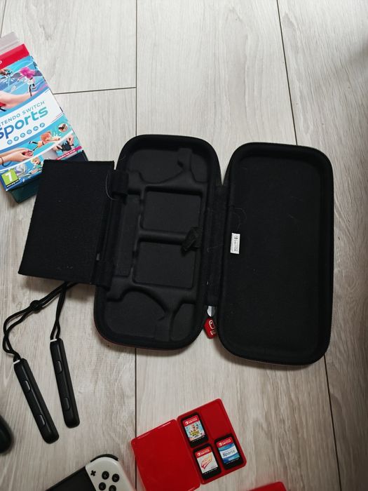 Zestaw Nintendo Switch OLED