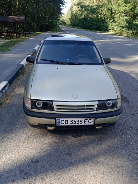 Opel Vectra A 2.0 (газ/бензин)