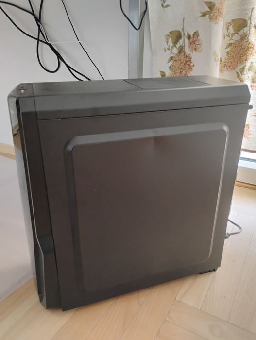 Sprzedam komputer 1050ti.