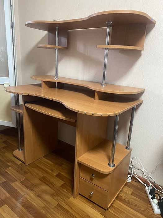Компьютерний, робочий стіл