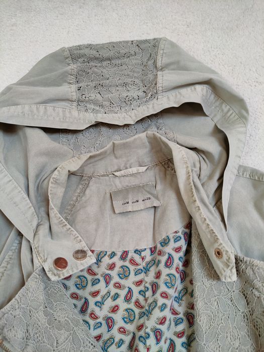 Wiosenna parka damska z koronką kapturem 38 khaki