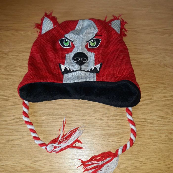 Новая шапка собаки или кошечки