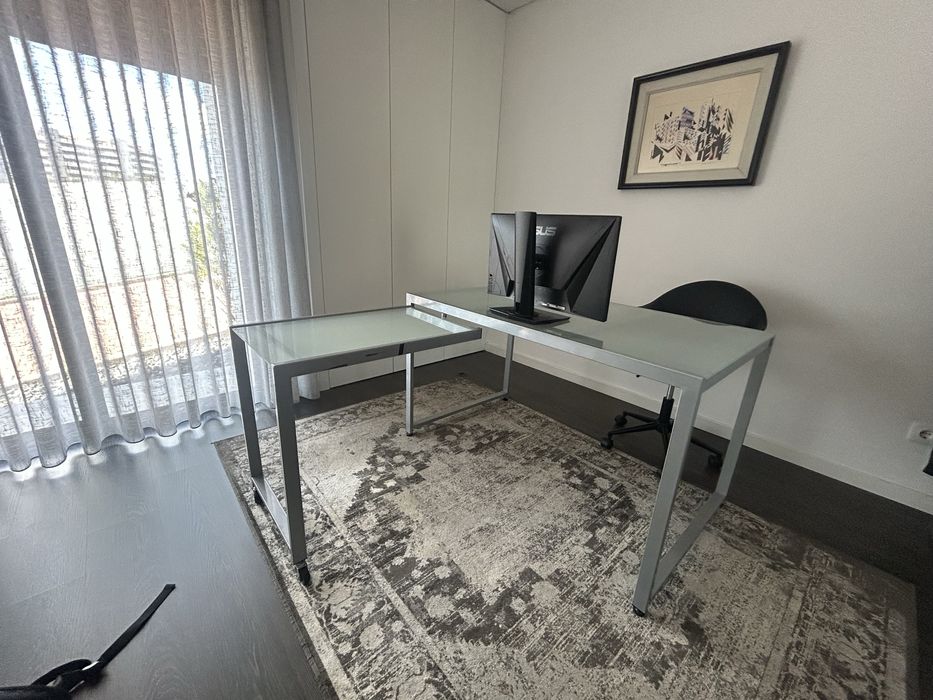 Secretária home office