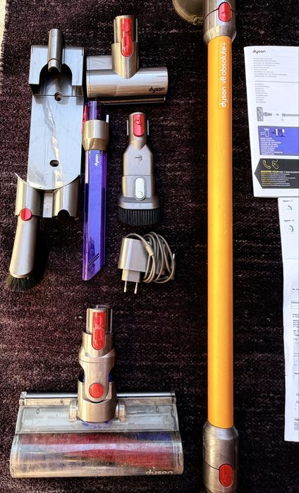 Dyson V8 Absolute