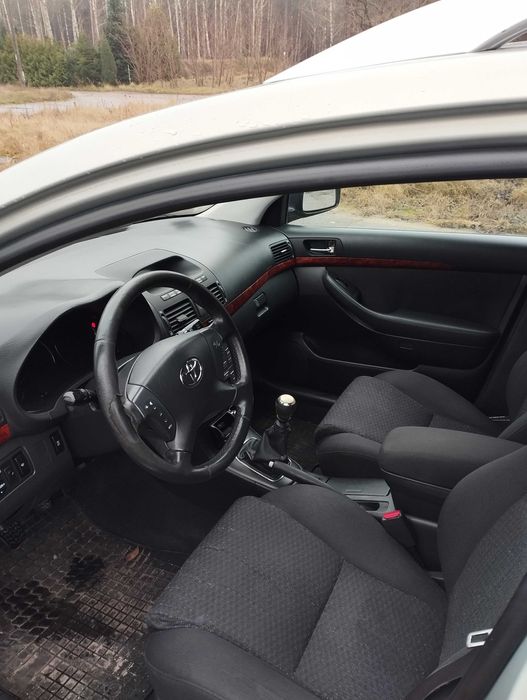 Toyota Avensis 2.2 diesel d-4d 176KM ..tanio !!!