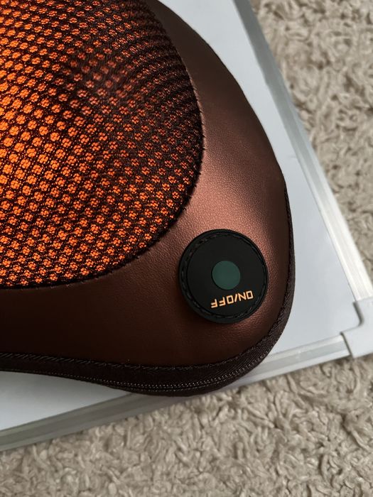 Масажер-подушка з підігрівом