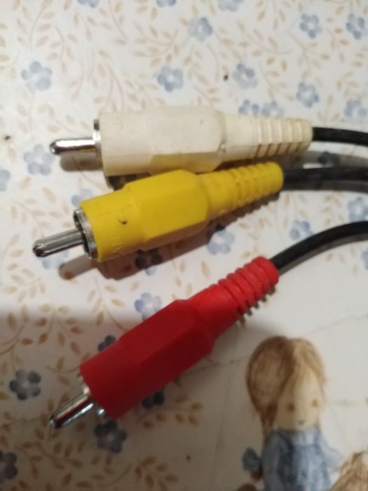 Vendo cabo 1 de vídeo novo