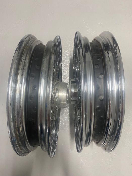 Harley Davidson jogo de jantes originais 16x300 Softail