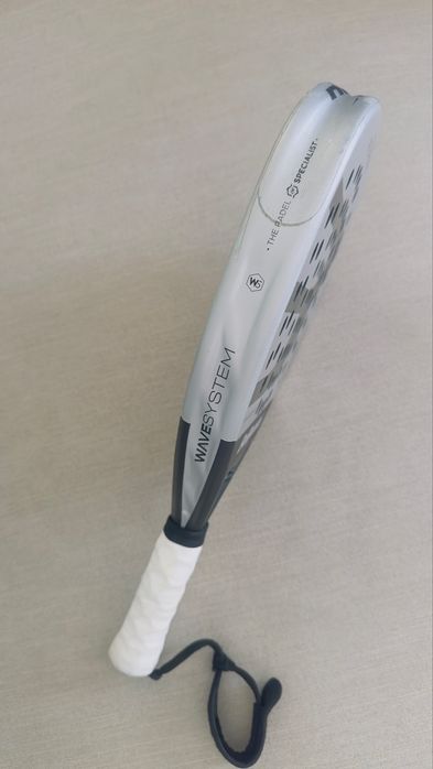 Raquete Bullpadel Neuron 2025 (Chingotto)