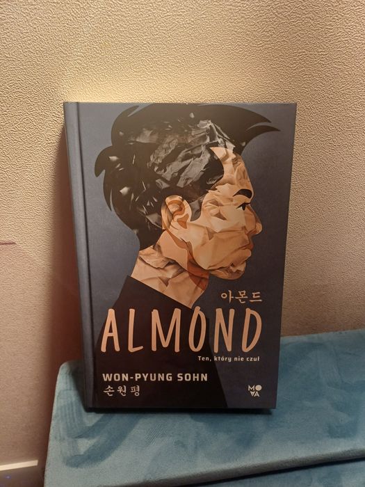 Książka "Almond.Ten, który nie czuł" Won-Pyung Sohn