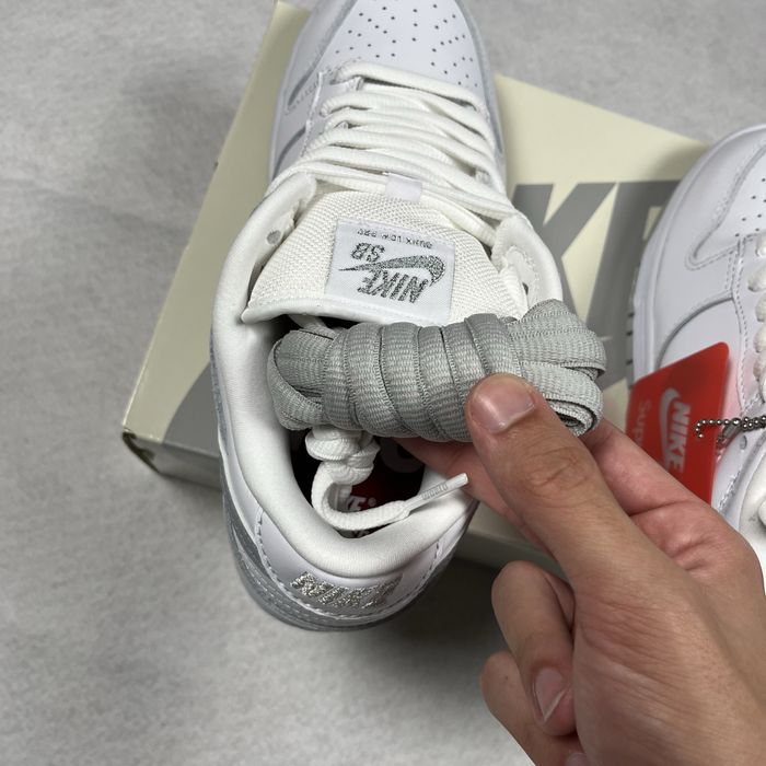 Nike SB Dunk Low Supreme 94 White Matellic Silver Tamanho 39