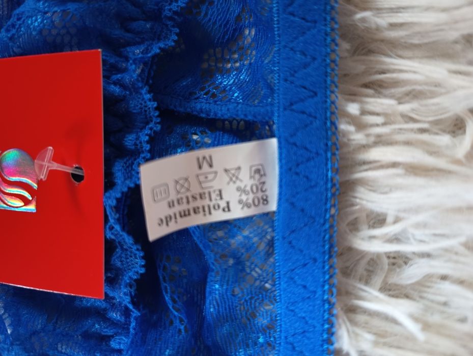 Nowe Piękne majtki stringi koronkowe M  niebieskie