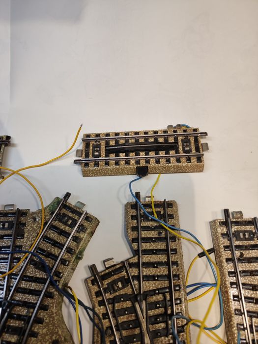 Zwrotnice elektromagnetyczne Marklin - kolejka makieta skala H0.