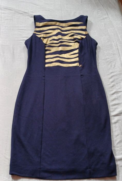 Sukienka Simple 36 z tygrysim wzorem