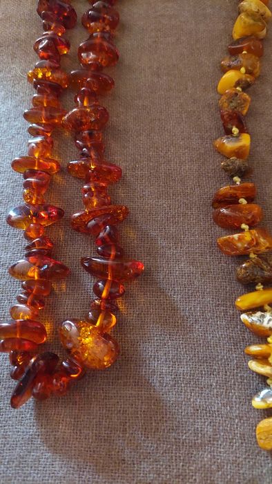 Бижутерия(натуральные камни,колье, браслет,серьги).