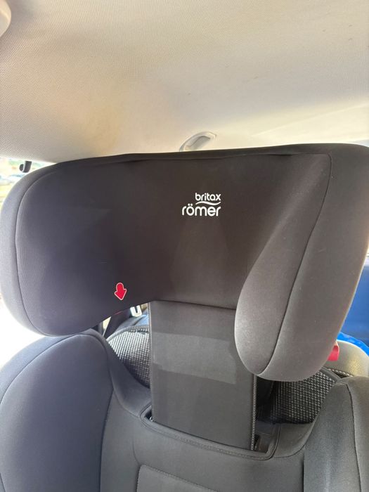 Cadeira Auto Isofix grupo 2/3 Britax Romer Kidfix III S (modelo de 2021) cinza