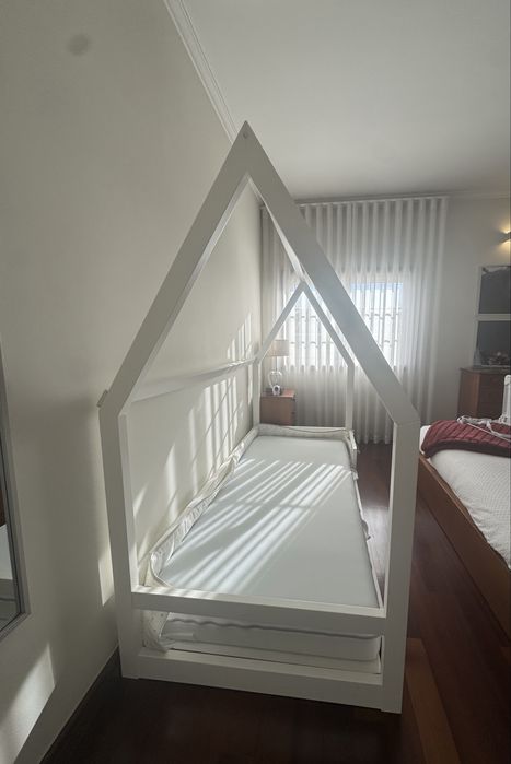 Cama Montessori + Colchão Emma | 210x98 | Excelente Estado