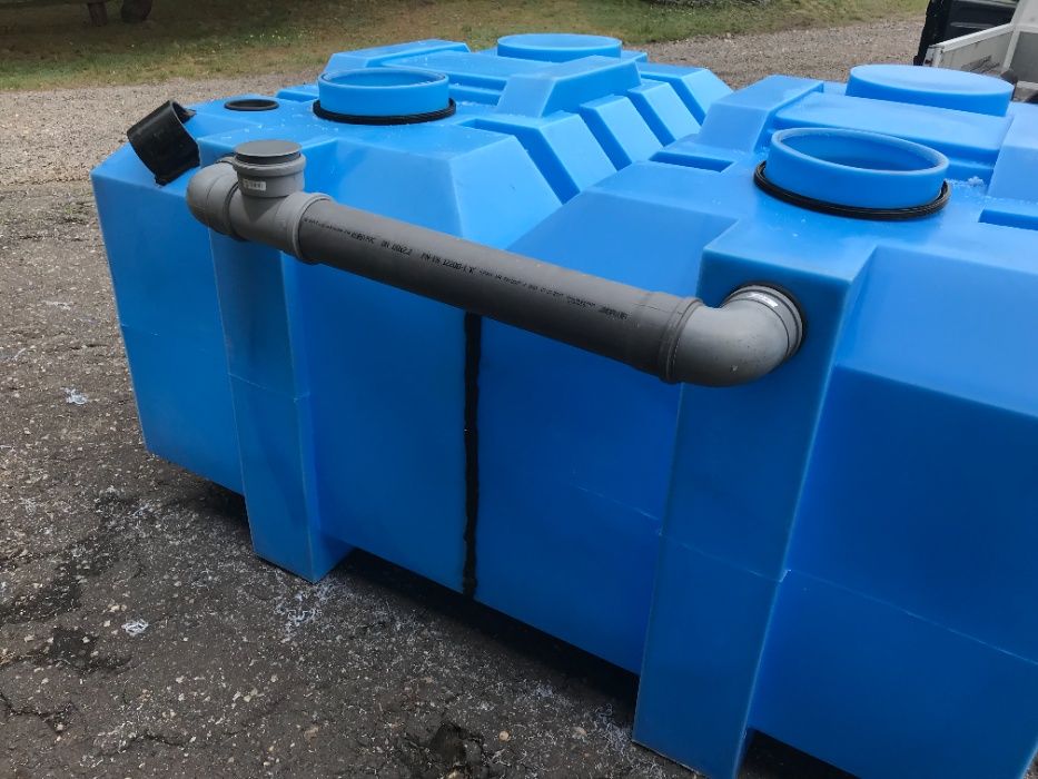 Zbiornik 4400L Szambo Deszczówka Oczyszczalnia 4000L Beczka 3000L