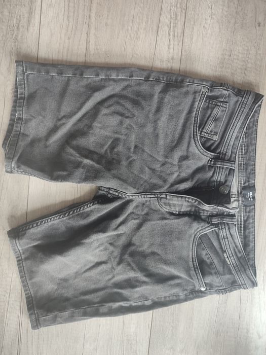 Spodenki Cropp r.30 męskie, młodzieżowe