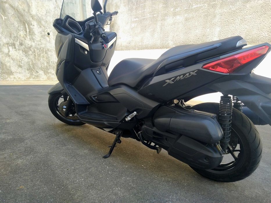 Moto Yamaha X Max 125