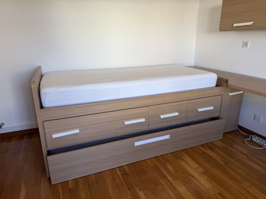 Cama Solteiro Compacta em Madeira com Gavetões e Cama Suplementar