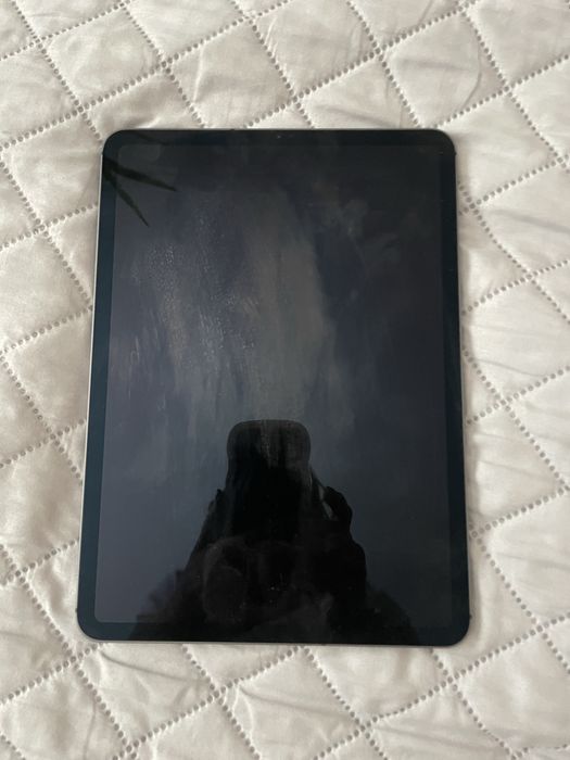 Ipad pro 11 uszkodzony